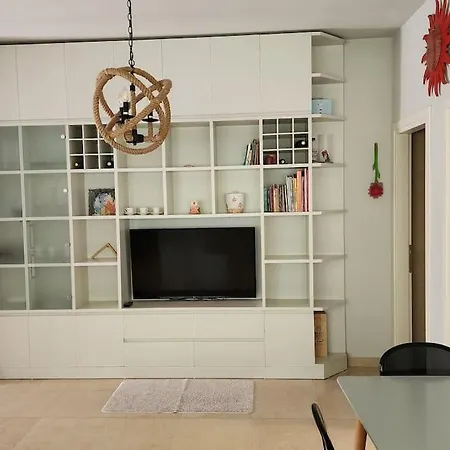 Dom wakacyjny Alba's House Lura1